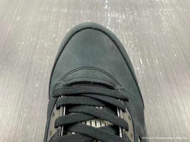 Official Maikesneakers DR0092-001 Gore-Tex Off Noir Air Jordan 5 0724